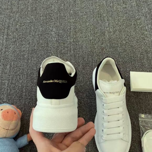 ✅Alexander McQueen fashion women casual shoes - Picture 2 of 8